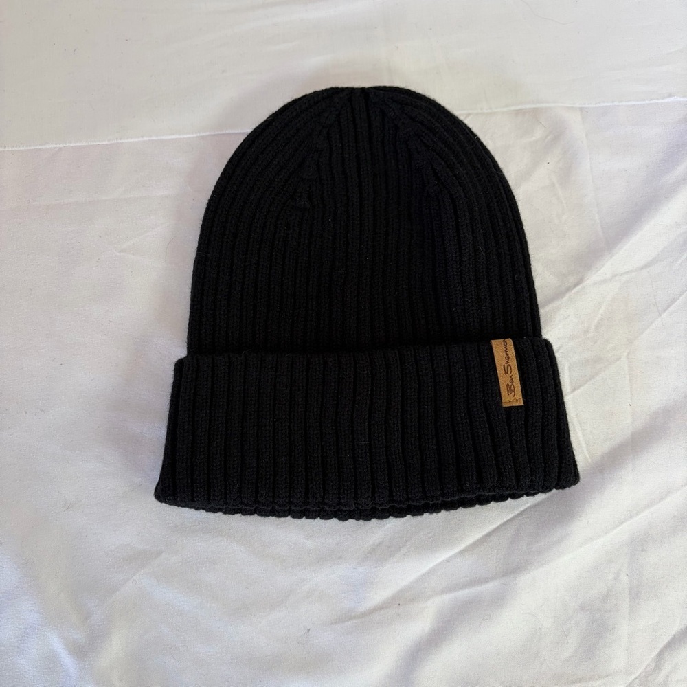 Ben Sherman Black Rib-Knit Beanie – Unisex Winter Hat